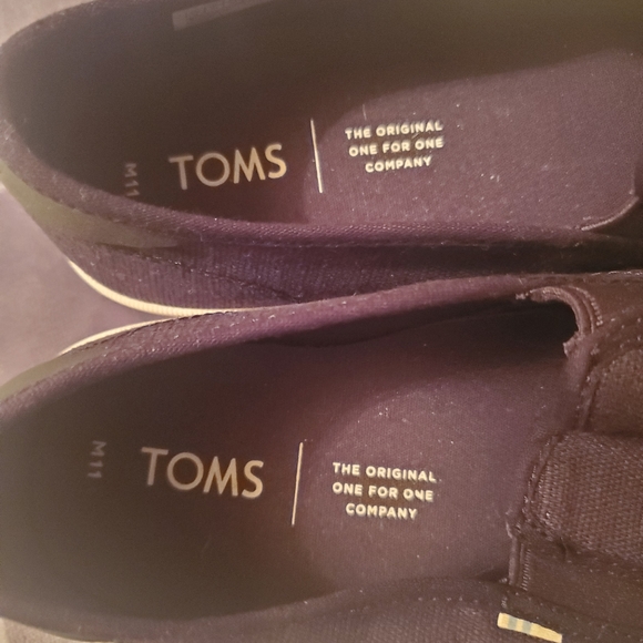 Mens TOMS shoes - Picture 2 of 2